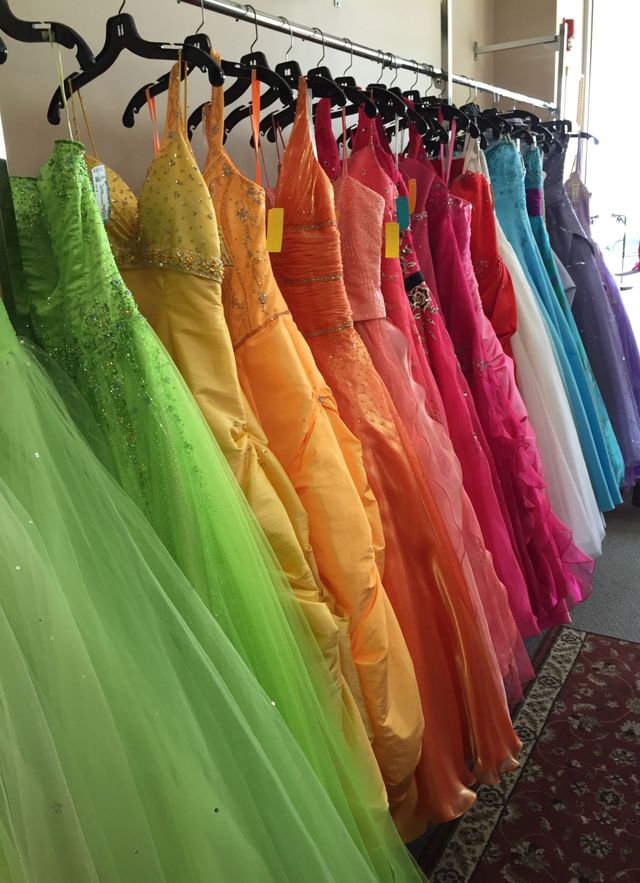 Free prom dresses for low income families near me best sale